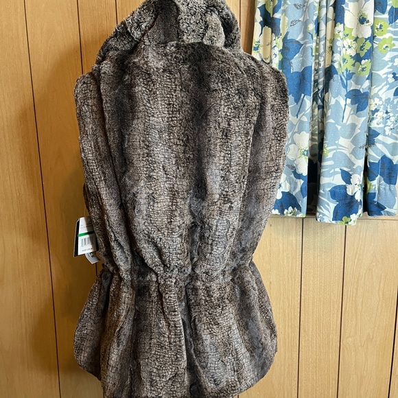 NWT Giacca Reversible Vest - Picture 7 of 14